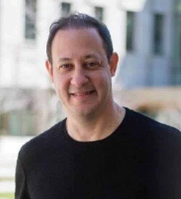 Dr. Sam Barkin, Dentist in Dawson Dental - Cambridge - Portrait Photo