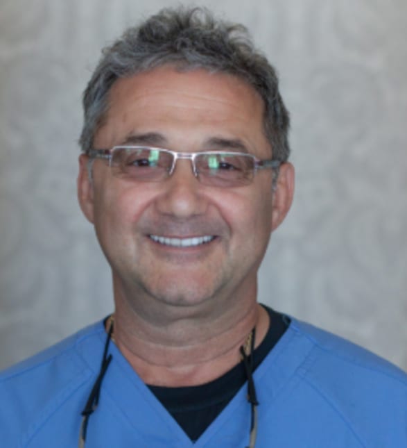 Dr. Gerry Catapano, Dentist in Applewood Dental - Portrait Photo