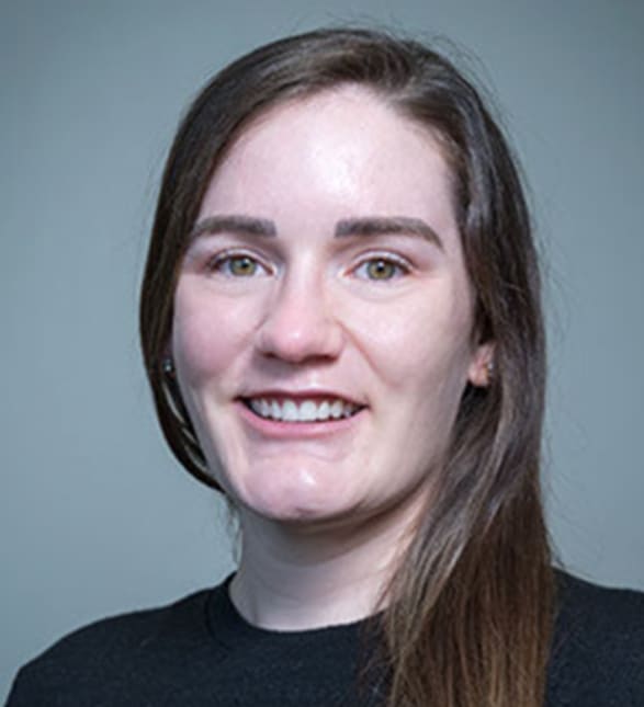 Dr. Lindsay Patterson, Dentist in Riverbend Family Dental Care - Portrait Photo