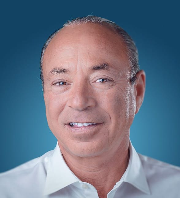 Dr. Richard Pearl, Dentist in Dawson Dental - Brampton - Portrait Photo