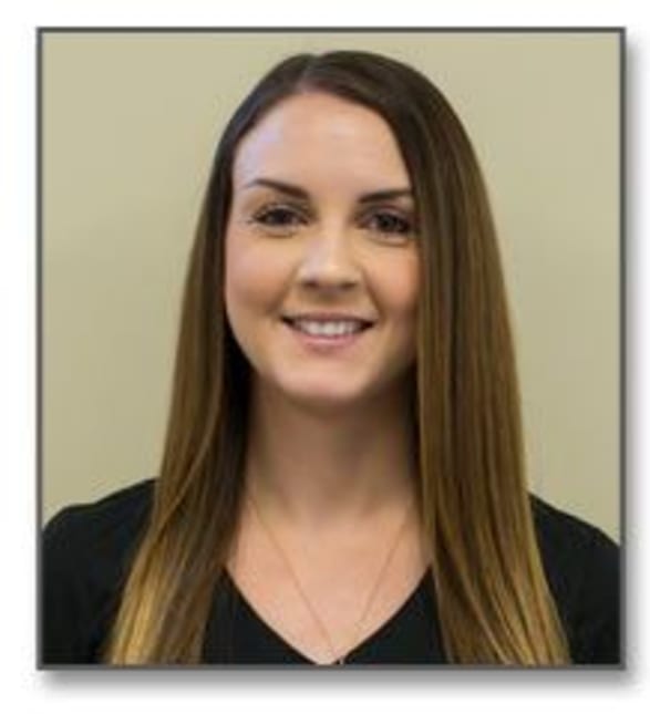 Dr. Lauren Tarasoff, Dentist in Melfort Dental Group - Portrait Photo