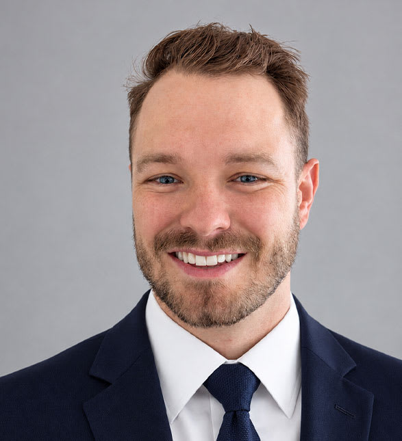 Dr. Stephen Ling, Dentist at R.A. Campbell Dentistry - Portrait Photo