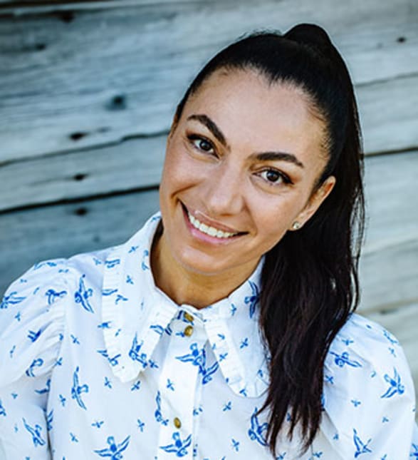 Dr. Magda Munoz, Dentist in Carrington Dental Centre - Portrait Photo