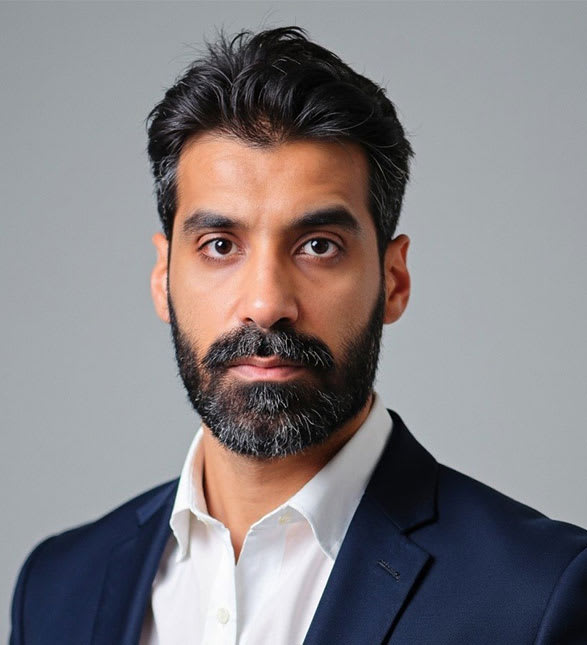 Dr. Mohanad Hameed, Dentist in Foxcreek Dental - Portrait Photo