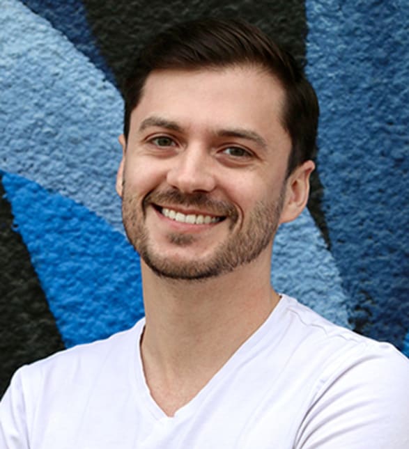 Dr. Graeden Winkelaar, Dentist in Apple Dental Care - Portrait Photo