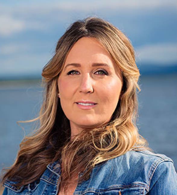 Dr. Natalie Stone, Dentist at Slave Lake Dental - Portrait Photo
