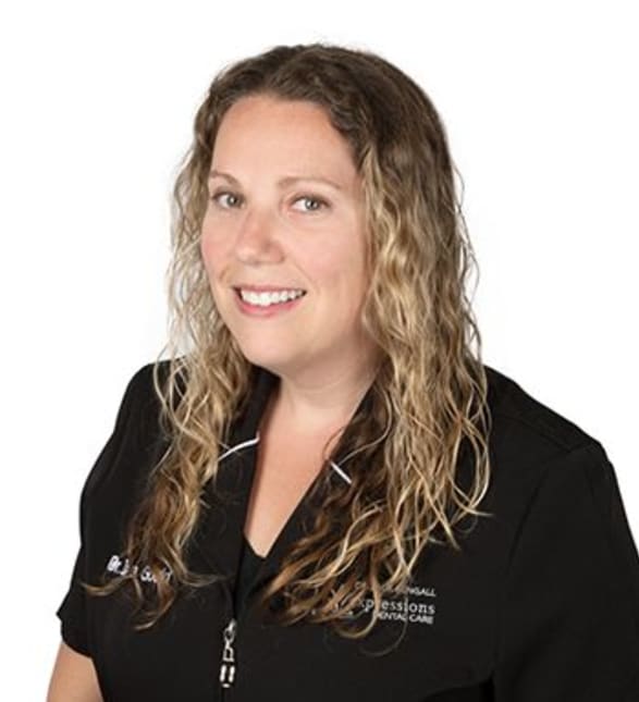 Dr. Ilana Gould, Dentist in Expressions Dental Care - Portrait Photo