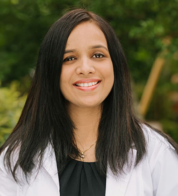 Dr. Heena Patel, Dentist in Hilltop Dental - Portrait Photo