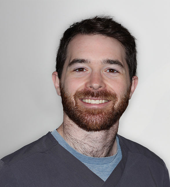 Dr. Brandon Hersh, Dentist at St. Laurent Dental Centre - Portrait Photo