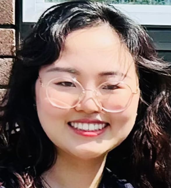 Dr. Ting Li, Dentist in Westlake Dental - Portrait Photo