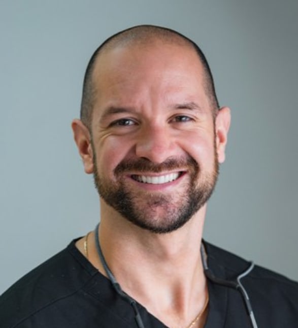 Dr Francis Côté, dentiste, Centre dentaire et d'implantologie Francis Côté - Photo portrait