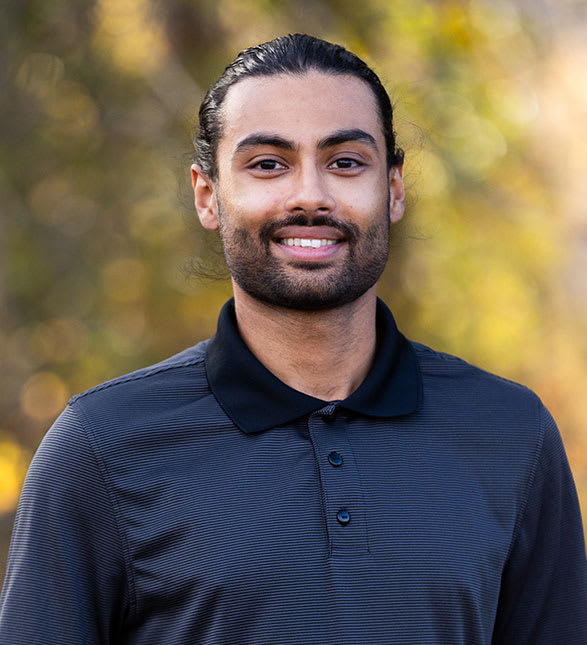 Dr. Sagun Mishra, Dentist in Crawford Dental Clinic - Portrait Photo