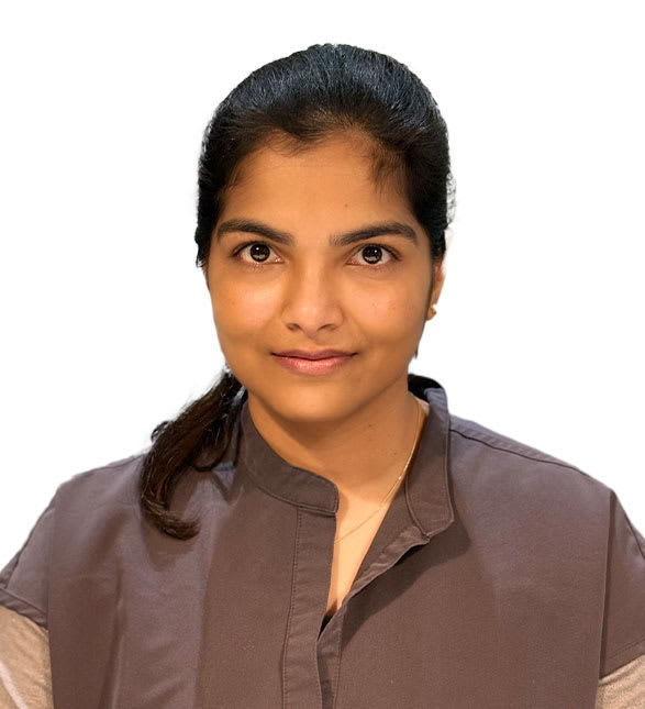 Dr. Pooja Yarlagadda, Dentist at Promontory Dental Centre - Portrait Photo