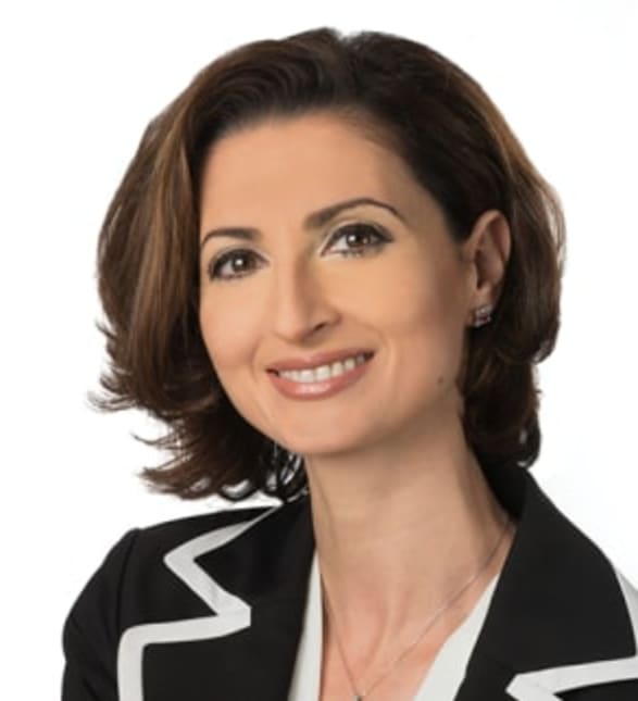 Dr. Marina Polonsky, Dentist in Alta Vista Dental Clinic - Portrait Photo