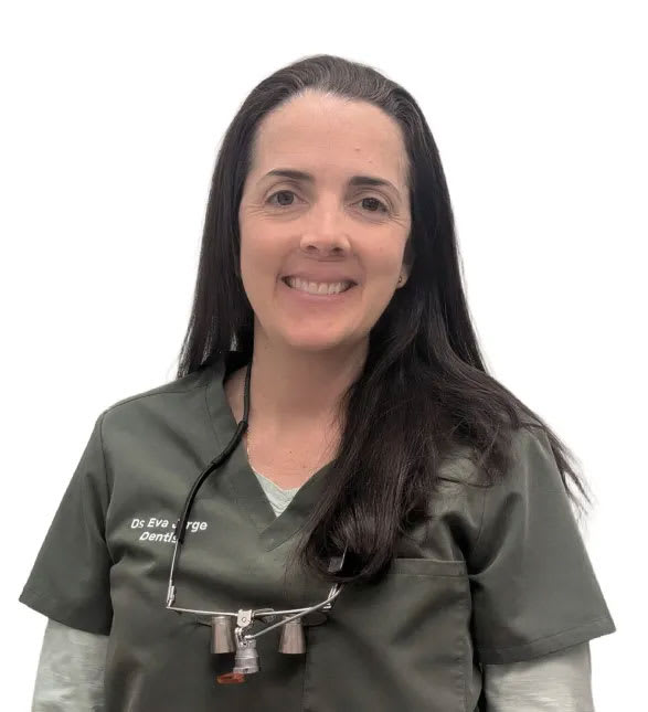 Dr. Eva Jorge, Dentist at Barrhaven South Dentistry - Portrait Photo