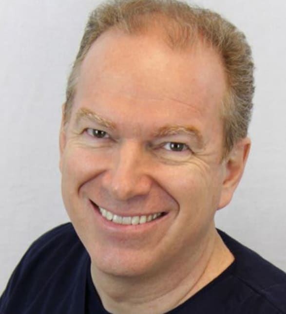 Dr Scott Mackay, dentiste, Carrefour dentaire de Montréal - Photo portrait