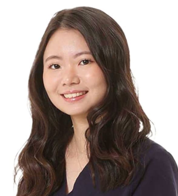 Dr. Christine Kim, Dentist in Family Dental Care - Spruceland - Portrait Photo
