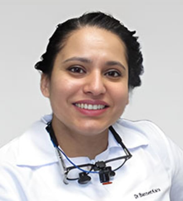 Dr. Banmeet Kalra, Dentist in Family Dental Care Kitsilano - Dr. Harry Sangha Dentistry - Portrait Photo