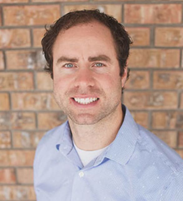 Dr. Trent Bevans, Dentist in Ivory Dental - Portrait Photo