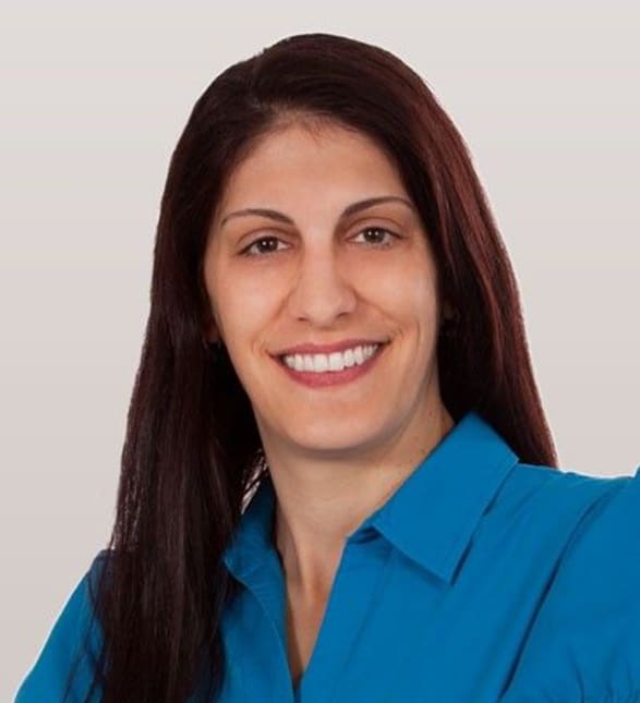 Dr. Sandi Di Fabrizio, Dentist in Cornerstone Dental - Dr. Rex Hawthorne - Portrait Photo