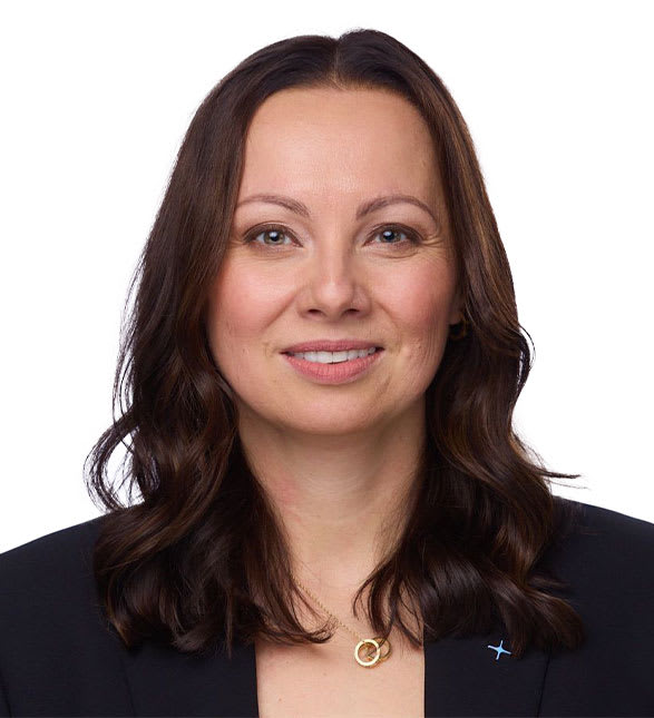 Dr. Dominika Jasiewicz-Bialy, Dentist in Assiniboine Dental Group - Portrait Photo
