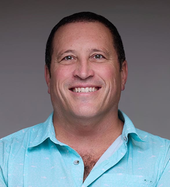 Dr. Brent Corlazzoli, Dentist in Landmark Dental Centre - Portrait Photo