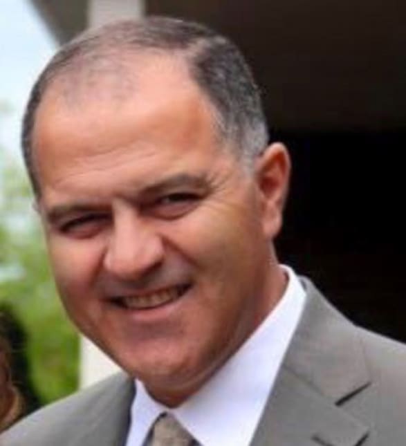 Dr. Kamil Abou-Kheir, Dentist in Cedars Dental - Portrait Photo