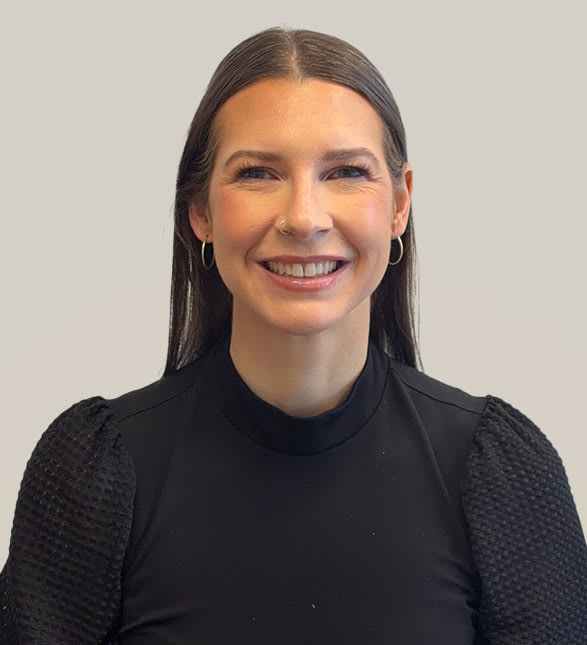 Dr. Alyssa Weninger, Dentist at Prairie Smiles Dental Group - Portrait Photo