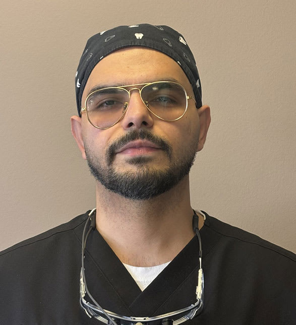 Dr. Mohit Bhasin, Dentist in Big Smiles Dental - Gander - Portrait Photo