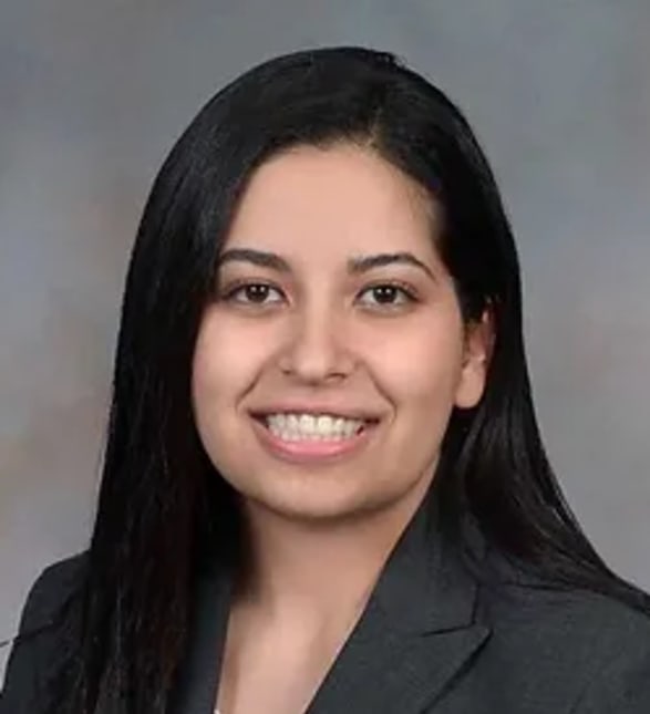 Dr. Mary Mikhaeil, Dentist in LifeSmiles Dental - Grant Park Mall - Portrait Photo