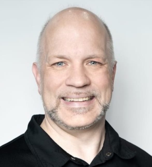 Dr. Dallin Evanson, Dentist in Highmoor Dental - Portrait Photo