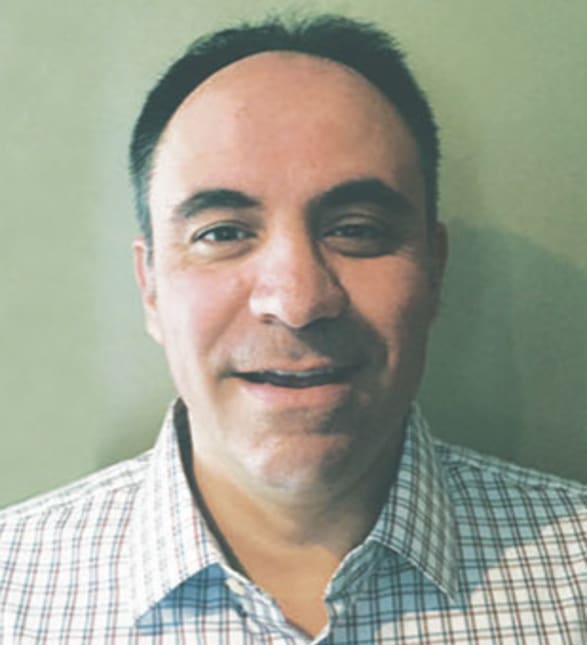 Dr. Dario Pece, Dentist in Upper Ottawa Dental - Portrait Photo