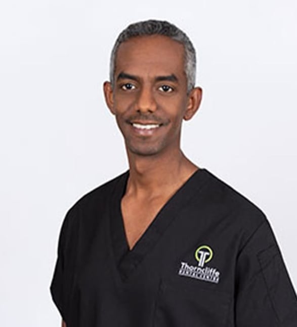 Dr. Ahferom Gebremedhin, Dentist in Thorncliffe Dental Centre - Portrait Photo