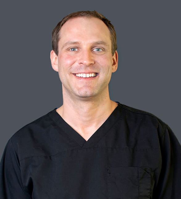 Dr. Tyler Onishenko, Dentist in Circle Drive & 8th Street Dental - Portrait Photo
