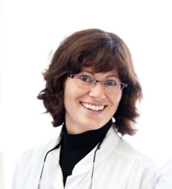 Dr. Barbara Shearer, Dentist in O'Connor Dental Centre - Portrait Photo