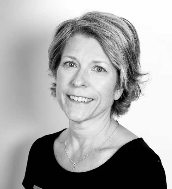 Dr. Evlyn Romanowski, Dentist in Karo Dental - Portrait Photo