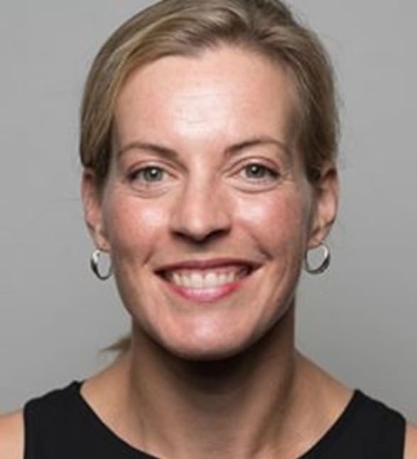 Dr. Jennifer Charbonneau, Dentist in Ottawa West Dental - Portrait Photo