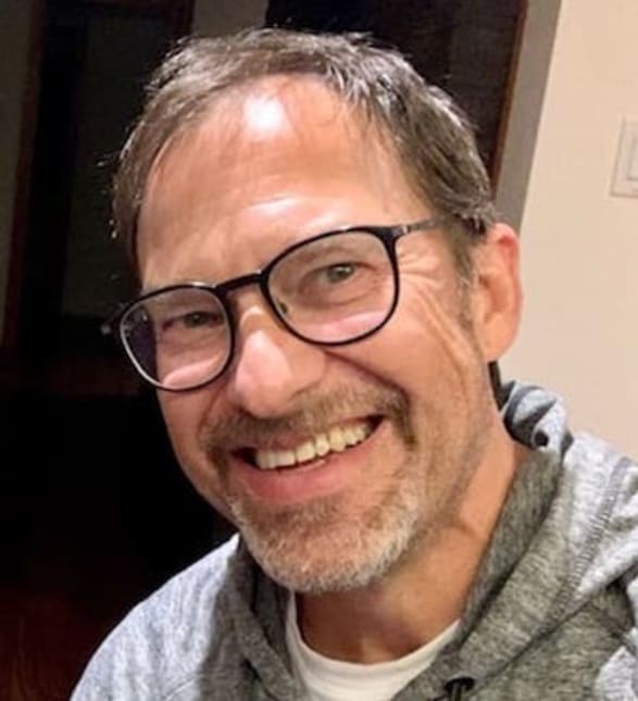 Dr. David Danic, Dentist in Bearbrook Dental Centre - Portrait Photo