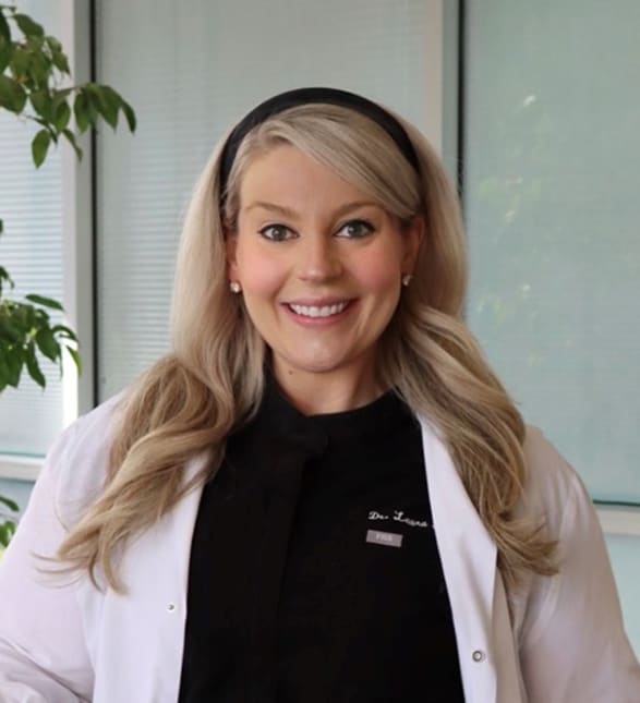 Dr. Laura Shepherd, Dentist in Gladstone Dental - Portrait Photo