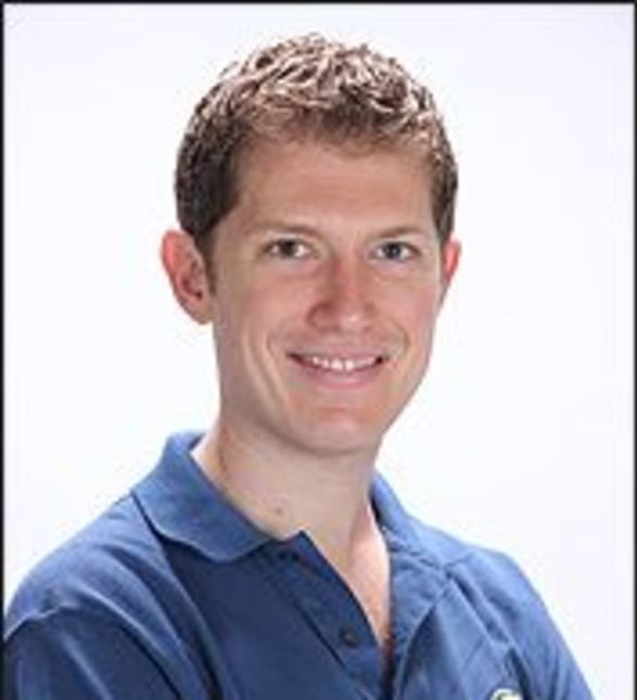 Dr. Jonathan Rosen, Dentist in Dentistry on Green Lane - Portrait Photo