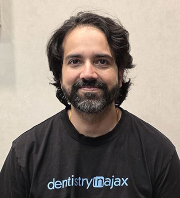 Dr. Aditya Walia, Dentist in Dentistry in Ajax - Portrait Photo