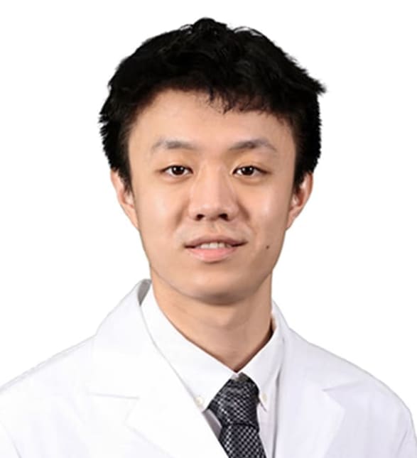 Dr. Jiahui Gu, Dentist in Peterborough Dental Clinic - Portrait Photo