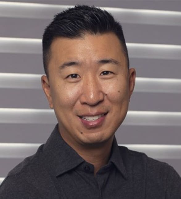 Dr. David Chung, Dentist in Canyon Creek Dental Clinic - Portrait Photo