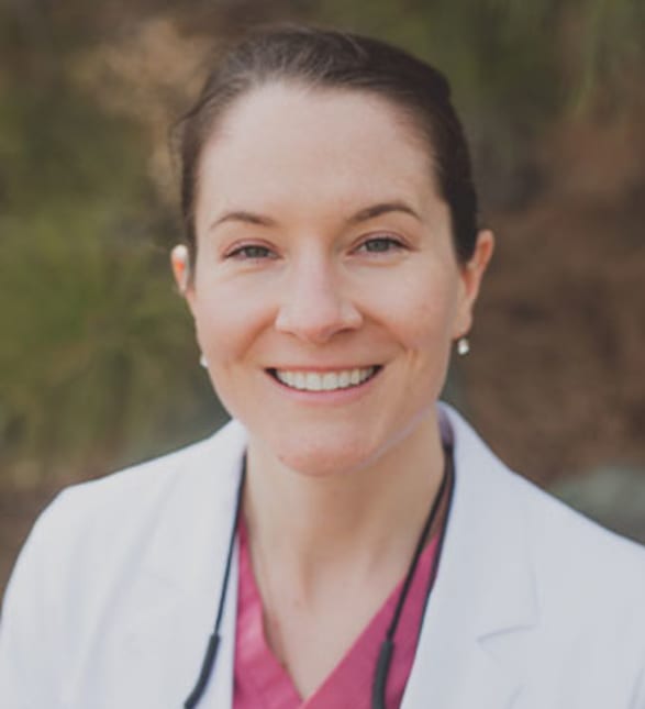 Dr. Marina Jones, Dentist in Marquis Dental Group - Portrait Photo