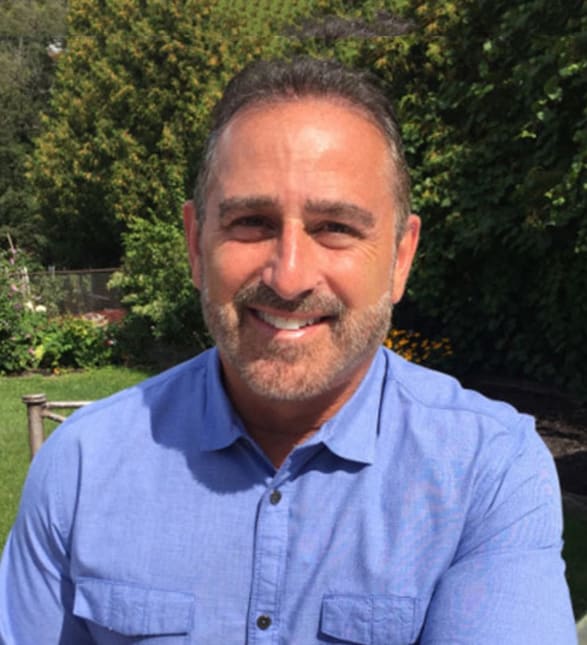 Dr. Howard Libstug, Dentist in Rutherford Village Dental - Portrait Photo