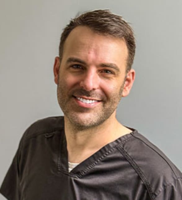 Dr. Aaron Podorieszach, Dentist in Cedar Dental Centre - Portrait Photo