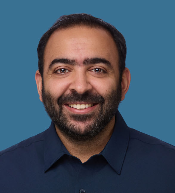 Dr. Ussama Ali, Dentist in Dawson Dental - Barrie - Portrait Photo