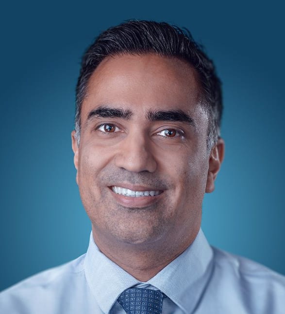 Dr. Rick Gakhal, Dentist in Dawson Dental - Cambridge - Portrait Photo