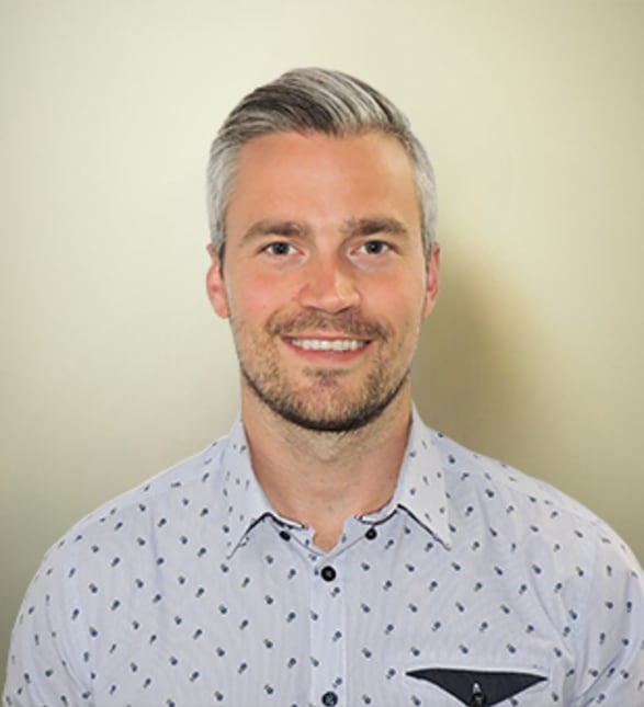 Dr. Kris Currie, Dentist in Melfort Dental Group - Portrait Photo