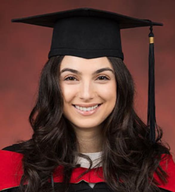 Dre Alexandra Papadakis, dentiste, Clinique Dentaire Dr Iannick Charlebois - Photo portrait